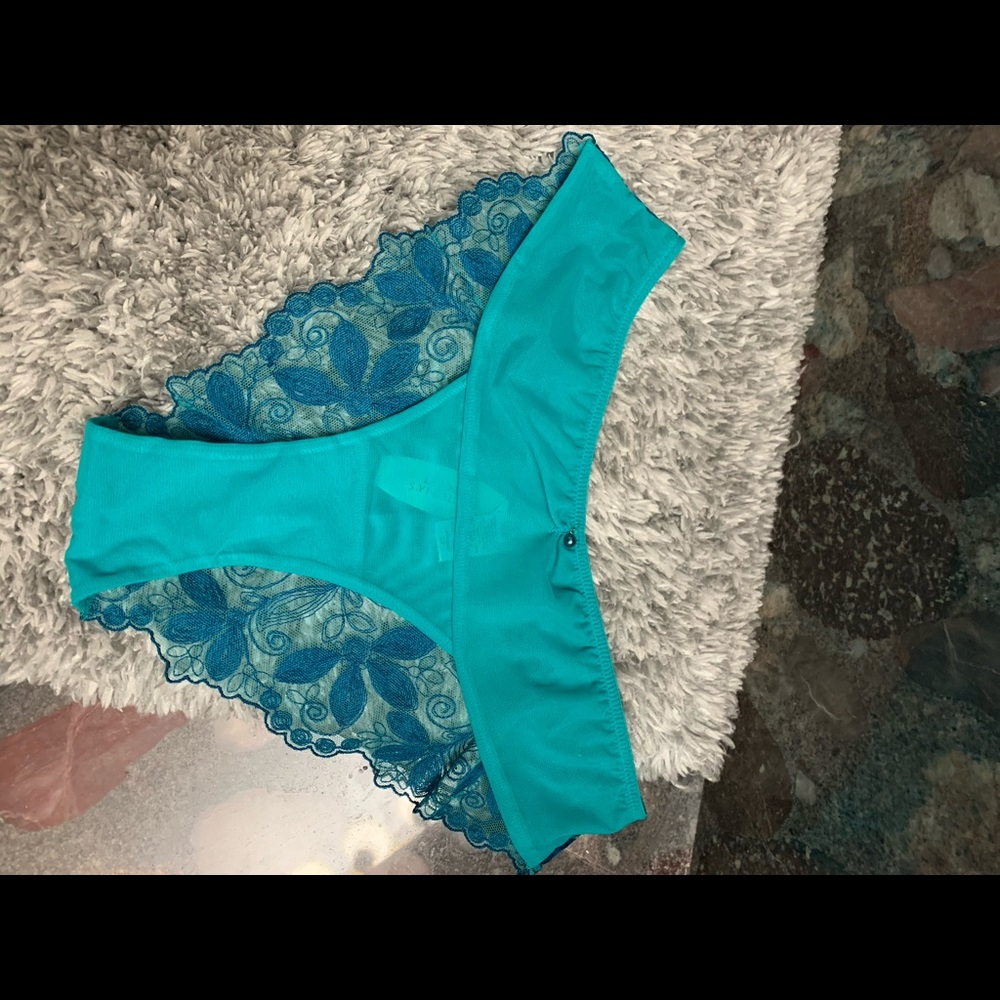 ❌SOLD❌Victoria secret lace panties